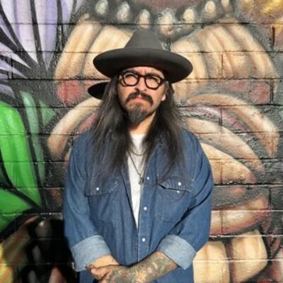 Julian (xwildxlovex) — Walk-In Flash · Eclectic · Bold Color tattoo artist at Ohana Tattoo